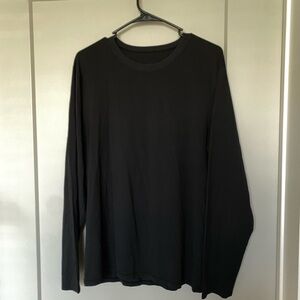 Lululemon plain black long sleeve shirt